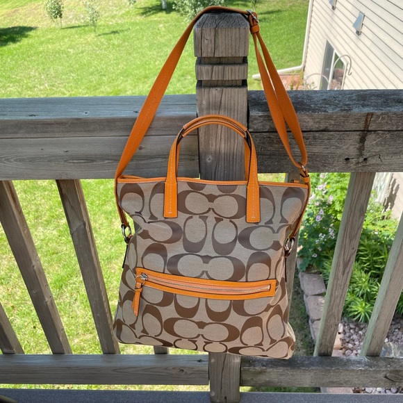 🧡Signature COACH hand bag - Picture 5 of 13